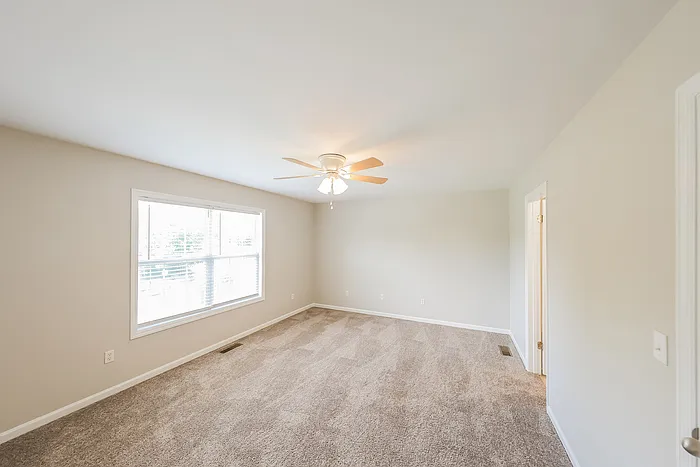 965 Skyview Lake Rd — Photo 5