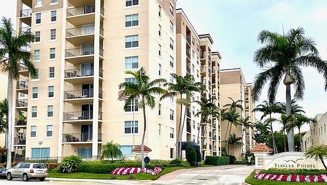 1st image of 1801 N Flagler Dr APT 432