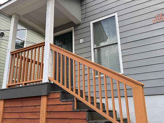 2nd image of 1704 Randolph Ave SE #B