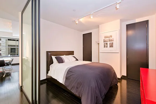 Rented by DYNY Inc | media 19