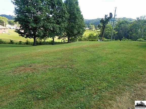 3rd image of 332 Township Road 1010