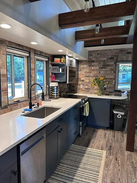 2 bed, 864 sqft, $1,800 — Photo 4