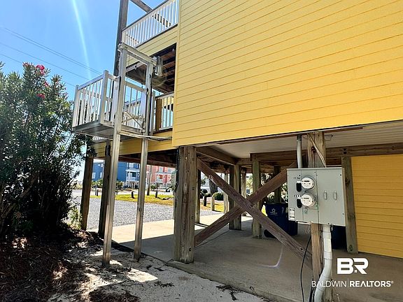 2nd image of 1228 W Beach Blvd #B