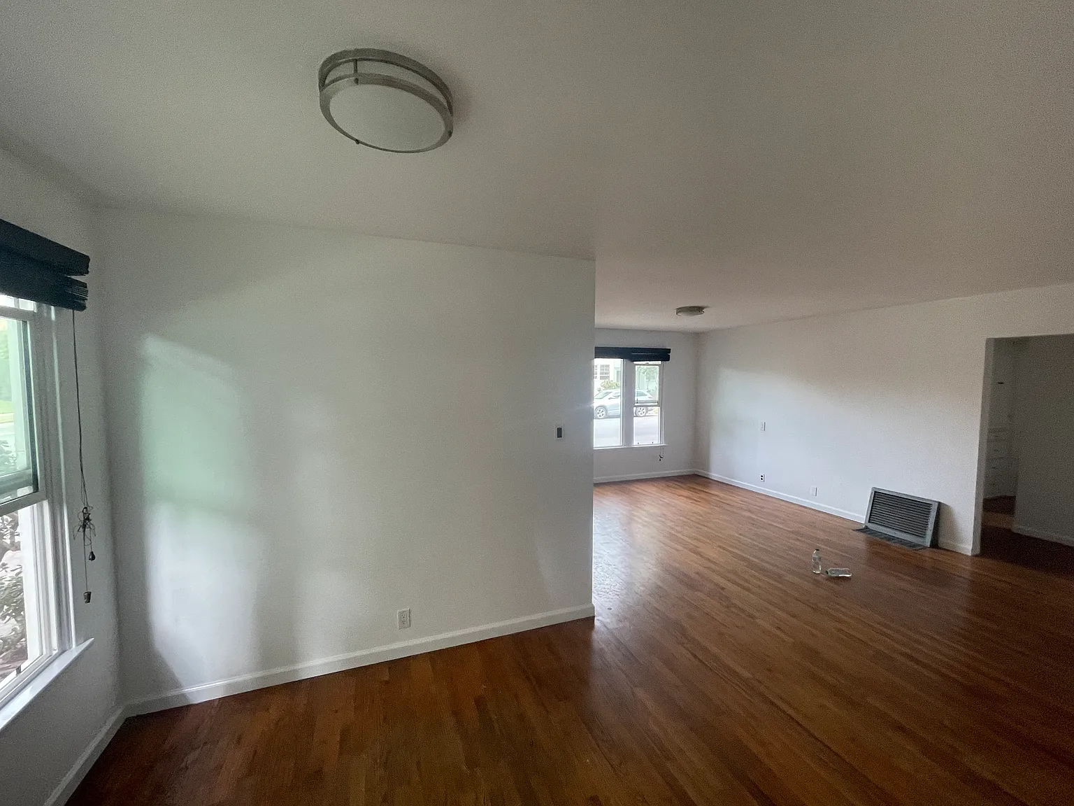 852 Grant St — Photo 2