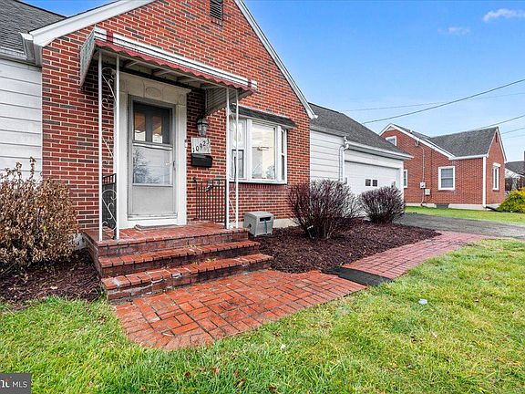 5th image of 10923 Coffman Ave