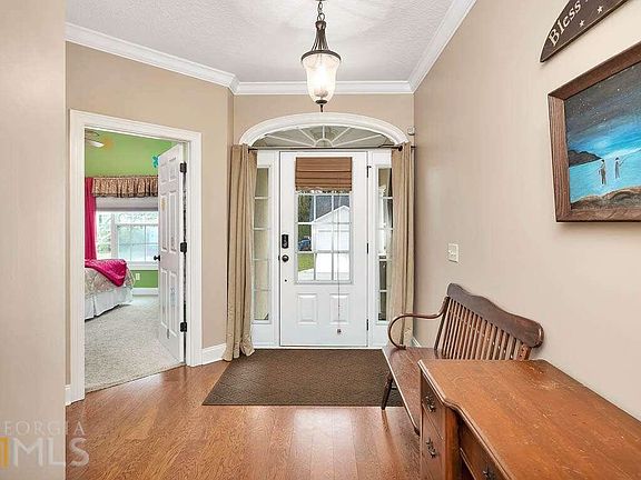 4th image of 36 Greyfield Dr