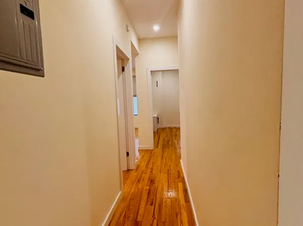 316 W 94th St, New York, NY