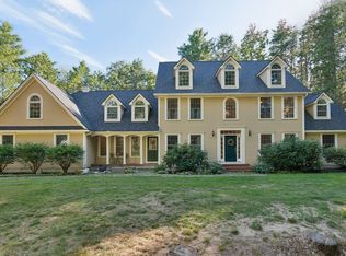 44 Essex Dr, Yarmouth, ME 04096