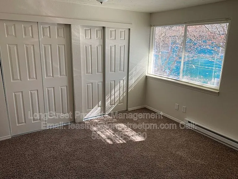 3161 N Shore Dr SE #4 — Photo 13