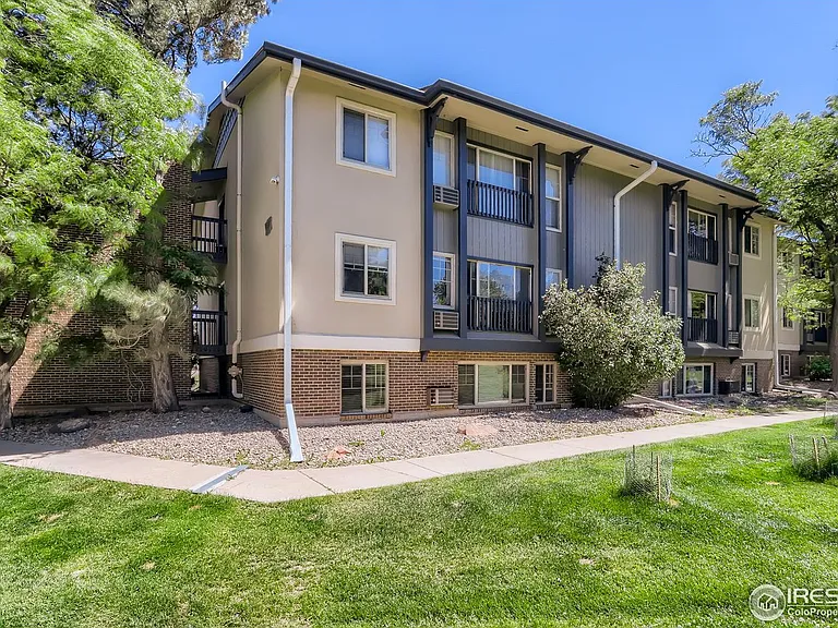 860 W Moorhead Cir #1G — Photo 18