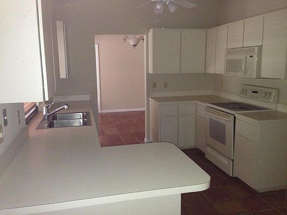 4th image of 11824 179th Ct N