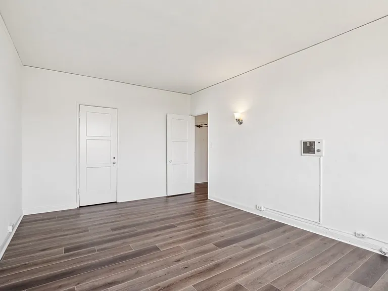 Linda Vista Apartments — Photo 21