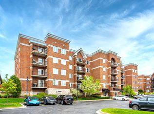 3401 N Carriageway Dr UNIT 307, Arlington Heights, IL 60004