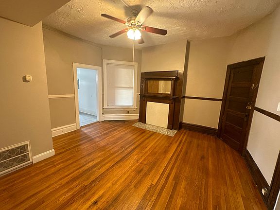 2nd image of 1430 Neil Ave #11
