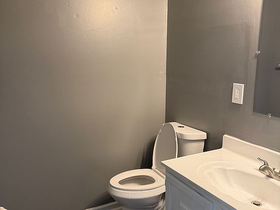 5th image of 265 Northport Hills Dr