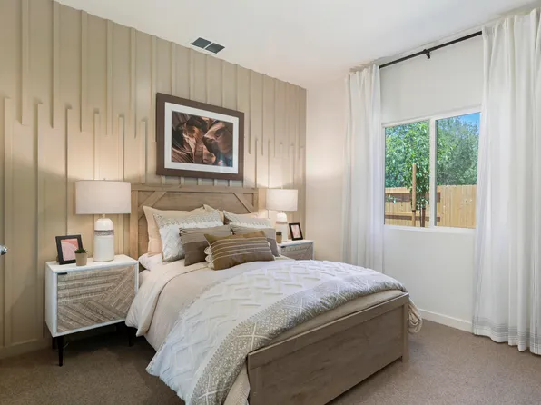 2712 Austere Ave, Redding, CA 96003