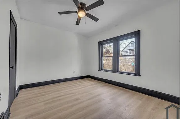 2 bed, $850 — Photo 4