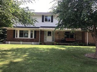 3031 W Maple Rd, Wixom, MI 48393