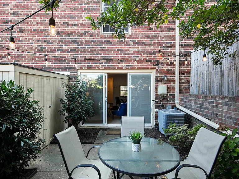8390 Forrester Blvd — Photo 16