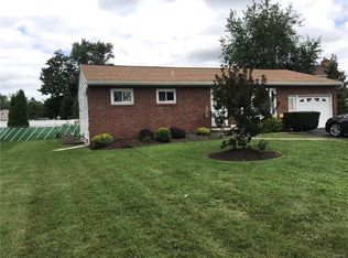 703 Buckley Rd, Liverpool, NY 13088