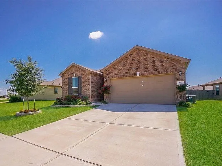 4755 Cullen Brook Rd — Photo 2