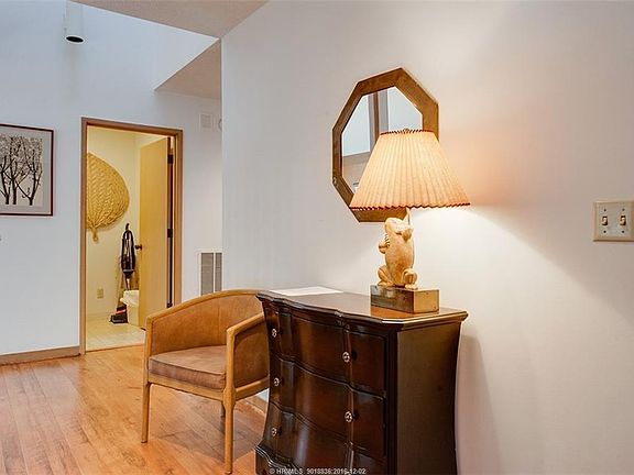 5th image of 107 Devils Elbow Ln #107