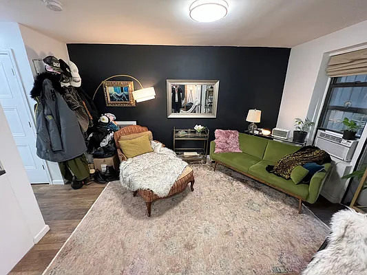 Rented by OvCo Realty | media 43