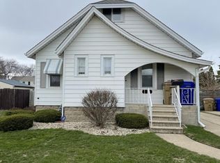 2008 29th St, Kenosha, WI 53140