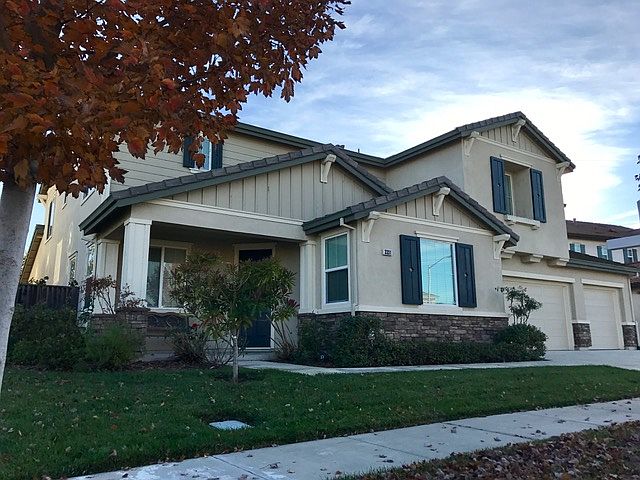 1st image of 3331 Bridgeway Lakes Dr