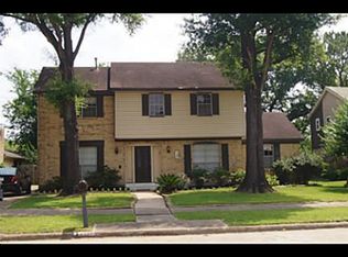 7718 Maple Tree Dr, Houston, TX 77088