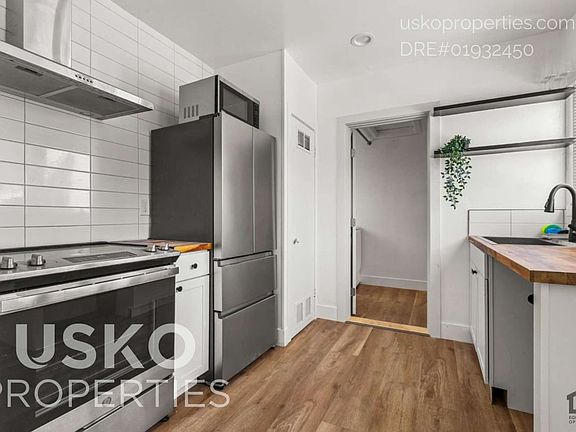 3rd image of 2625 27th St #2