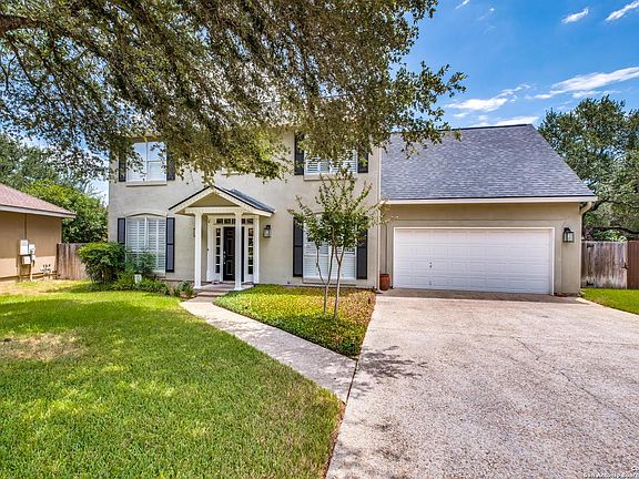 3rd image of 1655 Hawks Tree Ln