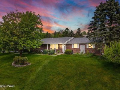 42 Hillside Dr, Hawley, PA, 18428