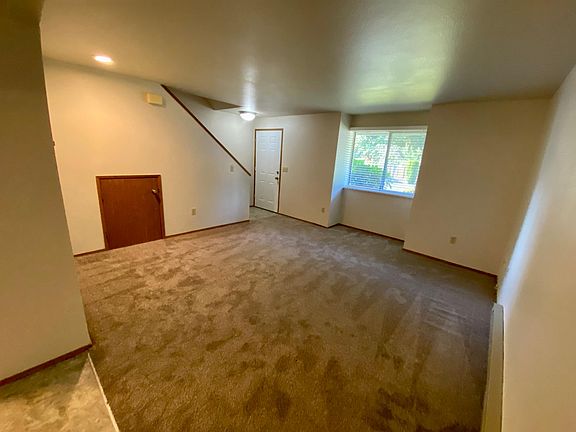 2nd image of 9917 148th Street Ct E
