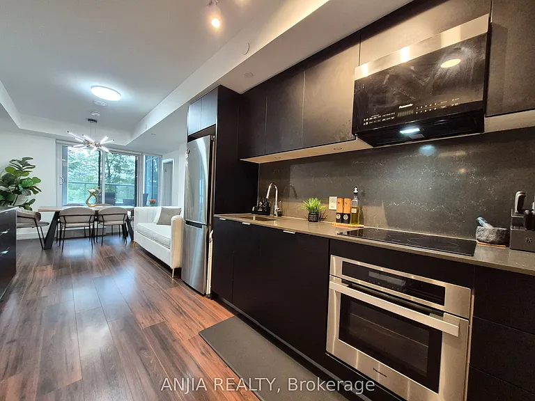8 Cedarland Dr #321 — Photo 8