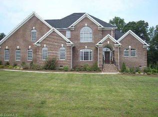 7573 Haw Meadows Dr, Stokesdale, NC 27357