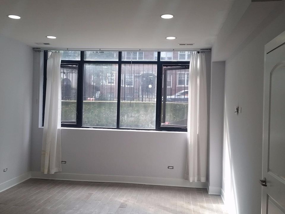 1st image of 5753 N Winthrop Ave #1