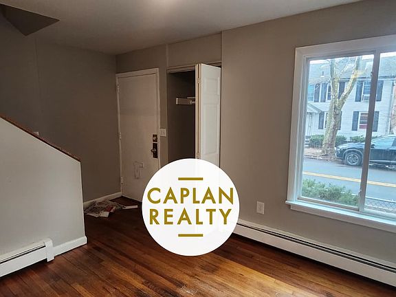2nd image of 435 Orchard St #3F