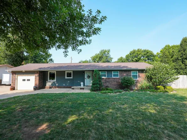 1673 N Lawndale Ave, El Dorado, KS 67042