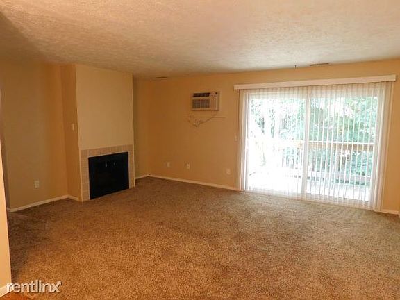 4th image of 1710 Chief Okemos Cir APT 5