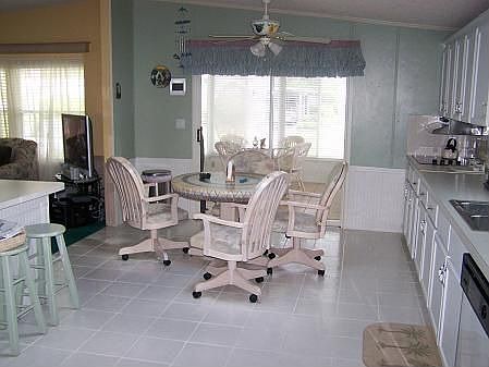 Large Kitchen
