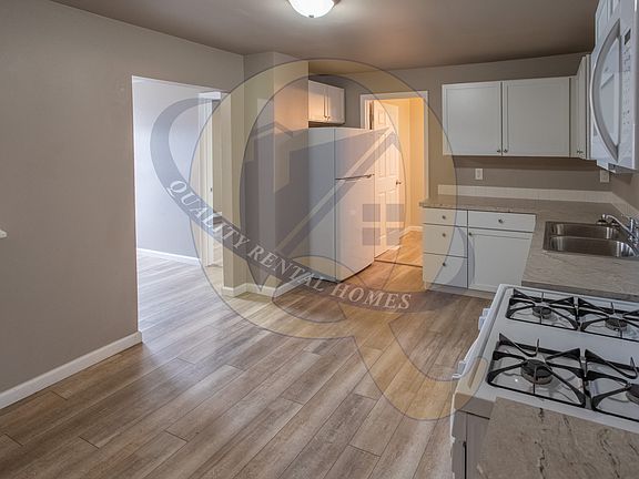 4th image of 803A S Mill St #805A
