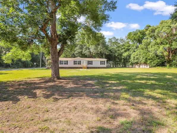 4093 Maple Rd, Blackshear, GA 31516