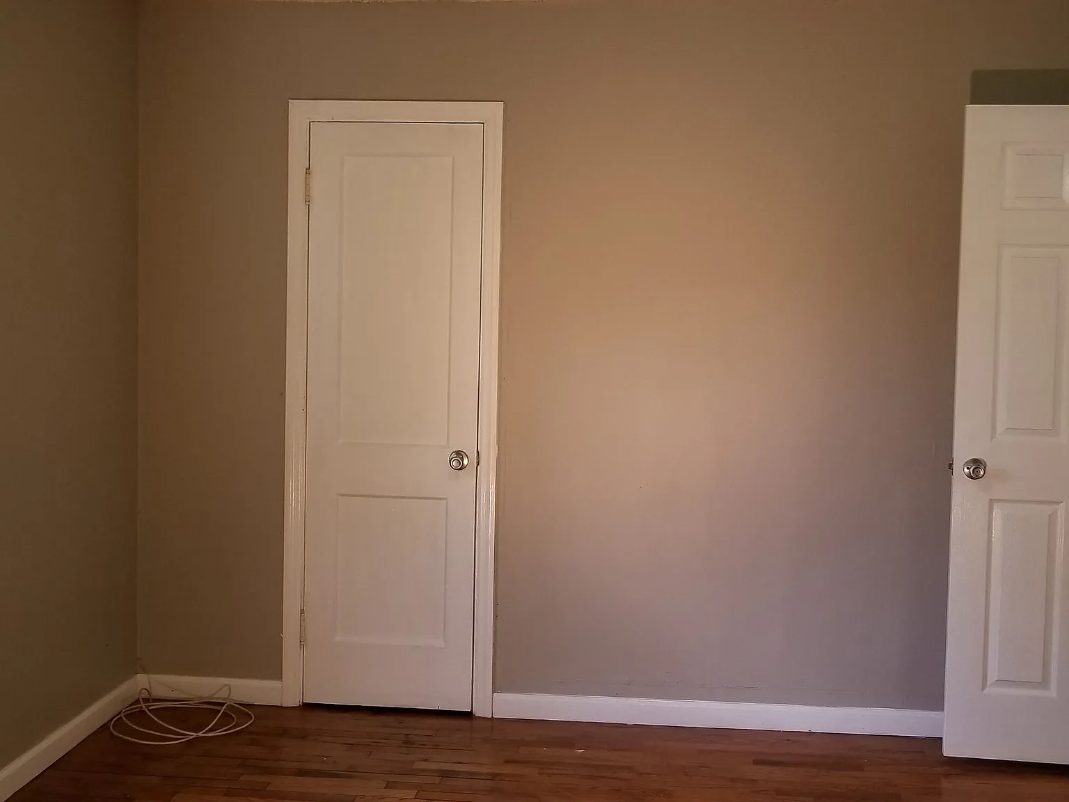 3 bed, 1.0 bath, 1280 sqft, $1,200 — Photo 4