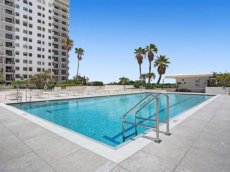1201 S Ocean Dr #104N — Photo 21