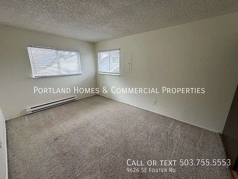 9626 SE Foster Rd — Photo 5