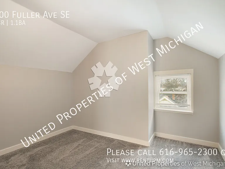 100 Fuller Ave SE — Photo 4