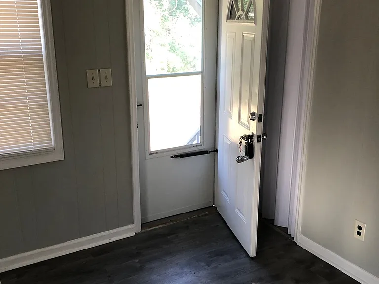 216 Windsor Dr #A-B — Photo 7