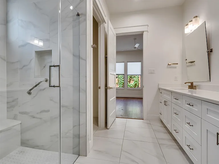 10330 Grove Row Ave — Photo 39