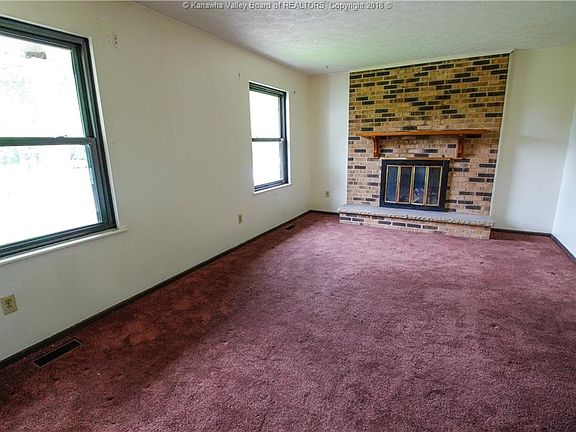 3rd image of 157 Fortuna Dr